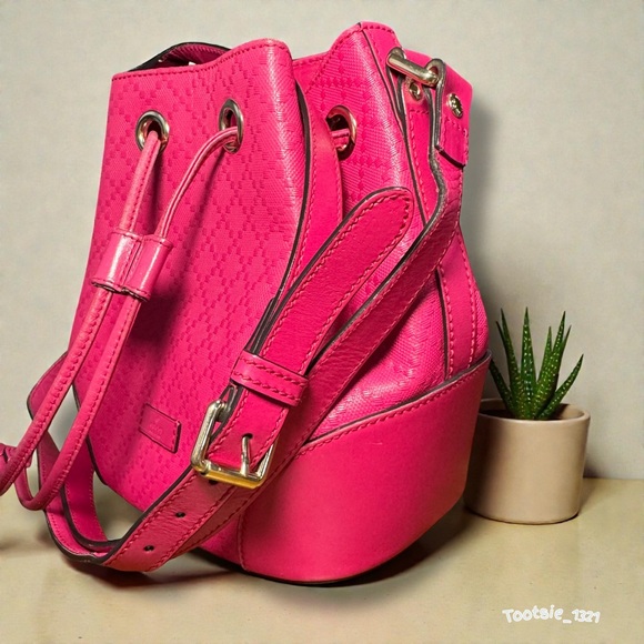 GUCCI - Pink Hilary Bucket bag - Picture 3 of 14